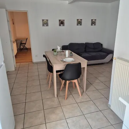 Lumineux Calme T2 Rdc Avec Wifi Place Voiture Apartment