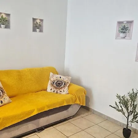 Lumineux Calme T2 Rdc Avec Wifi Place Voiture Apartment Saint-Gaudens (Haute-Garonne)